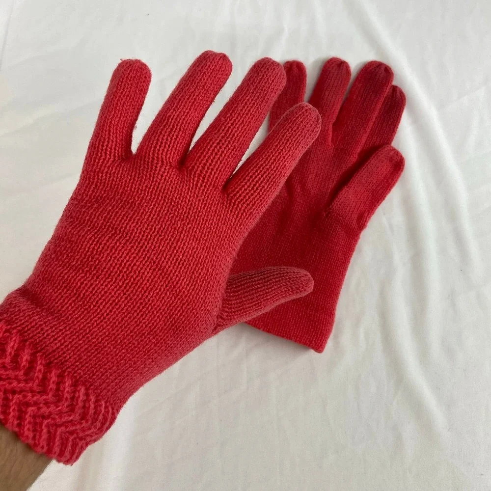 Women's reddish deep pink knit zig zag cuff warm winter gloves cold gear‎ OS
